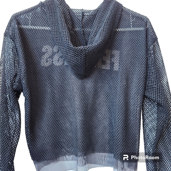 Codigo Black Mesh PullOver Crop Graphic Hoodie  Style# T-4584  Size L - Picture 11 of 11